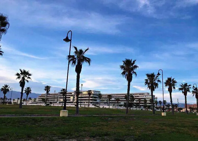Apartamento Lujo, Primera linea playa, Garaje, Wifi, Piscina climatizada Roquetas de Mar 0*,